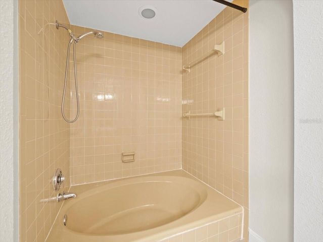 1503 CORDOVA GREEN, Seminole, FL 33777