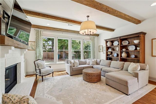 2743 N Thompson Road NE, Brookhaven, GA 30319