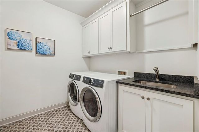 2743 N Thompson Road NE, Brookhaven, GA 30319