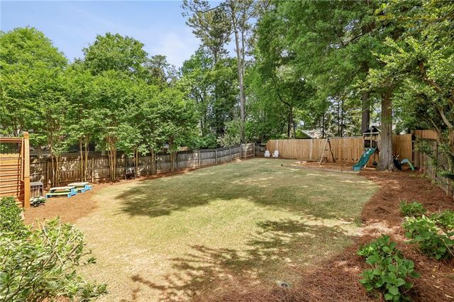 2743 N Thompson Road NE, Brookhaven, GA 30319