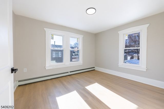 431 N Main St, Wharton Boro, NJ 07885