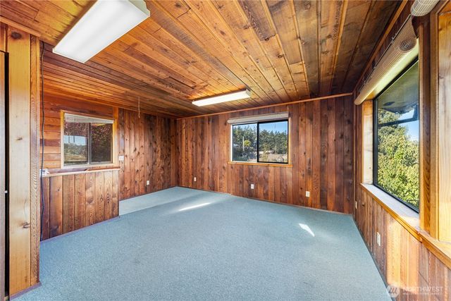 27193 State Route 20, Oak Harbor, WA 98277