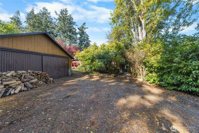 27193 State Route 20, Oak Harbor, WA 98277