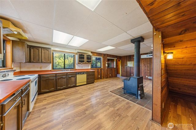 27193 State Route 20, Oak Harbor, WA 98277