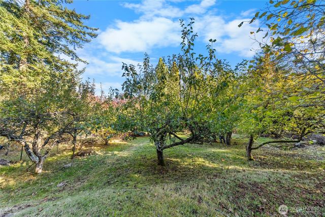 27193 State Route 20, Oak Harbor, WA 98277