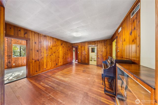 27193 State Route 20, Oak Harbor, WA 98277
