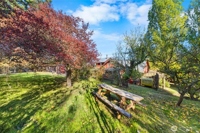 27193 State Route 20, Oak Harbor, WA 98277