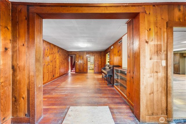 27193 State Route 20, Oak Harbor, WA 98277