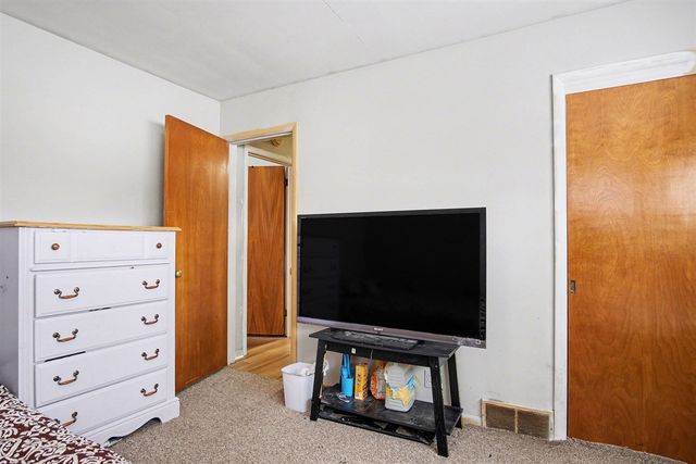 1759 Cambridge Drive, Grand Rapids, MI 49506