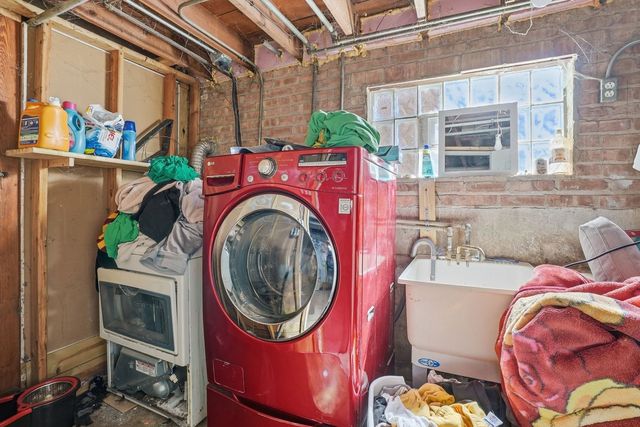 9650 S WALLACE Street, Chicago, IL 60628