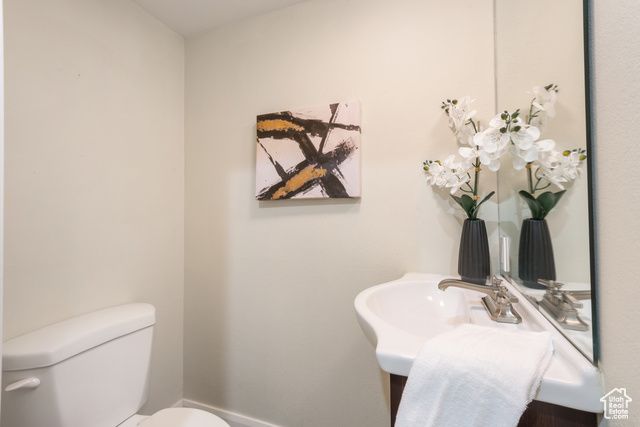 8179 S NORDIC CIR, Sandy, UT 84093