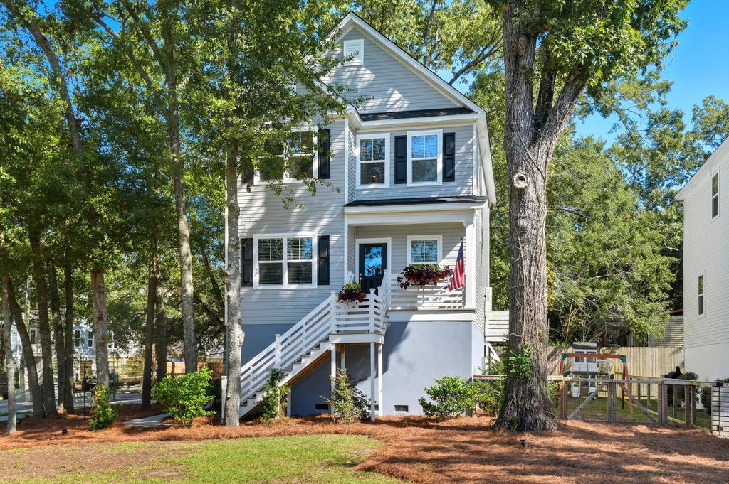 1319 Lucinda Street, Mount Pleasant, SC 29466
