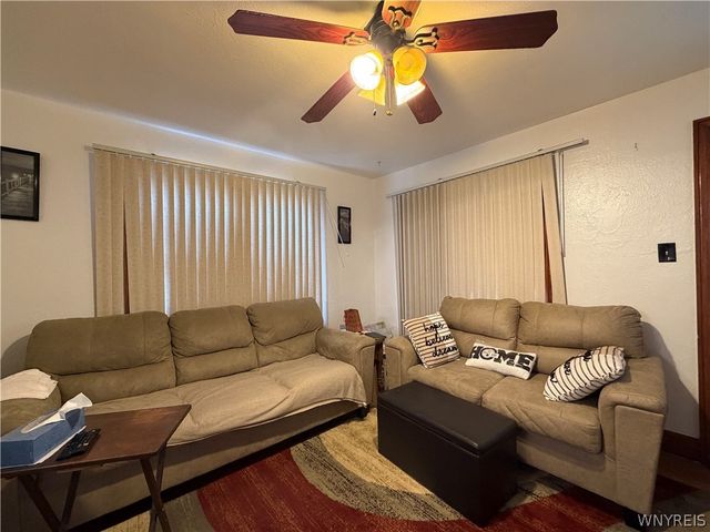 1126 Ferry Avenue, Niagara Falls, NY 14301