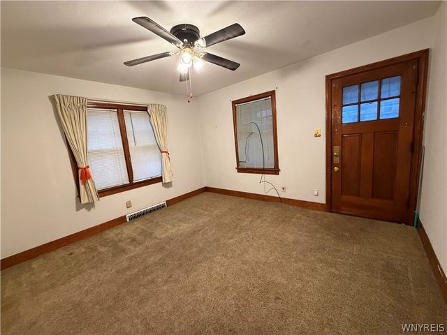 1126 Ferry Avenue, Niagara Falls, NY 14301