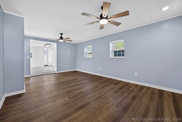 62 Sportsmans Drive, Chouteau, OK 74337