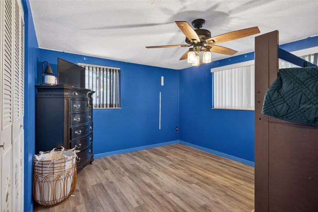 10237 OAK HILL DRIVE, Port Richey, FL 34668