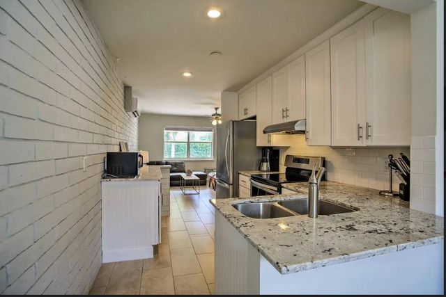 201 George Bush Boulevard, Delray Beach, FL 33444