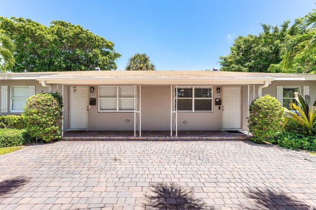 201 George Bush Boulevard, Delray Beach, FL 33444