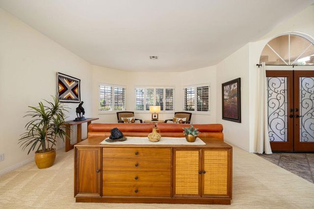 9 White Sun Way, Rancho Mirage, CA 92270