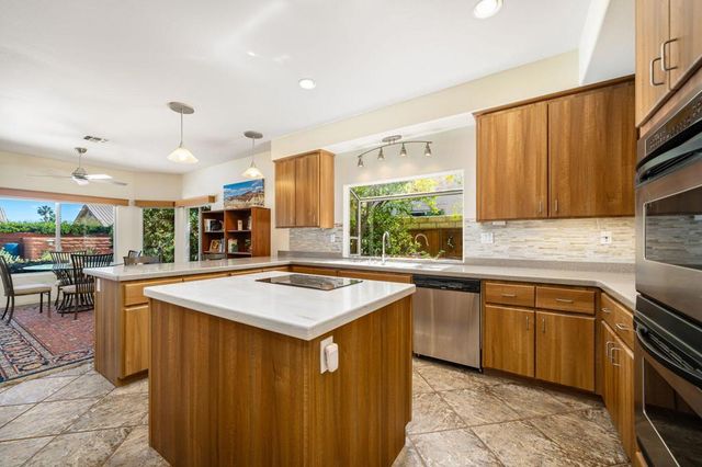 9 White Sun Way, Rancho Mirage, CA 92270