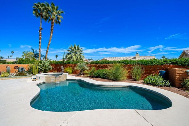 9 White Sun Way, Rancho Mirage, CA 92270