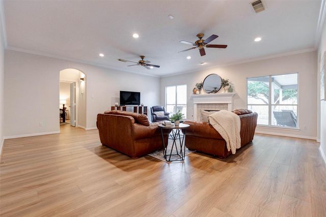 6570 Manorwood Drive, Katy, TX 77493