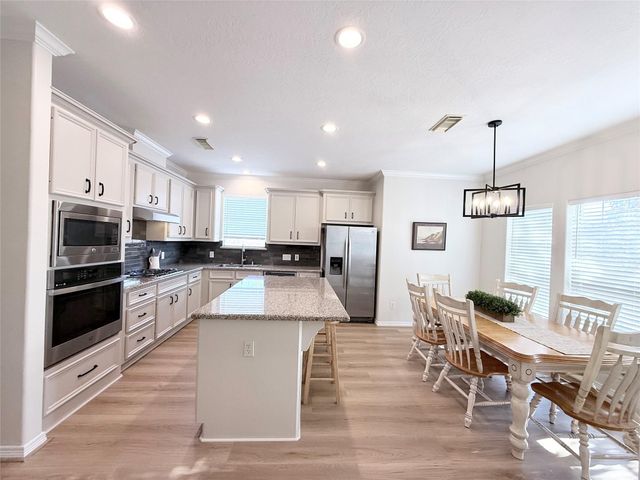 6570 Manorwood Drive, Katy, TX 77493