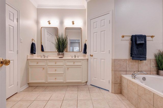 6570 Manorwood Drive, Katy, TX 77493