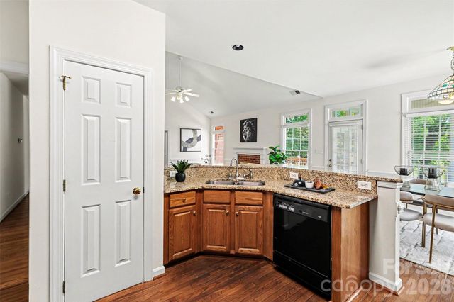 4726 Shannamara Drive, Matthews, NC 28104