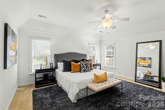 4726 Shannamara Drive, Matthews, NC 28104