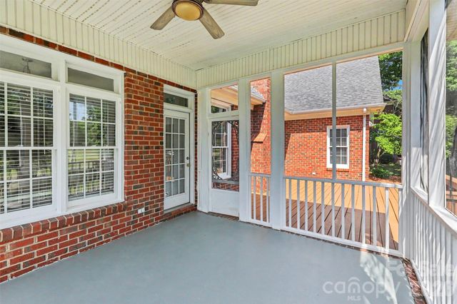 4726 Shannamara Drive, Matthews, NC 28104