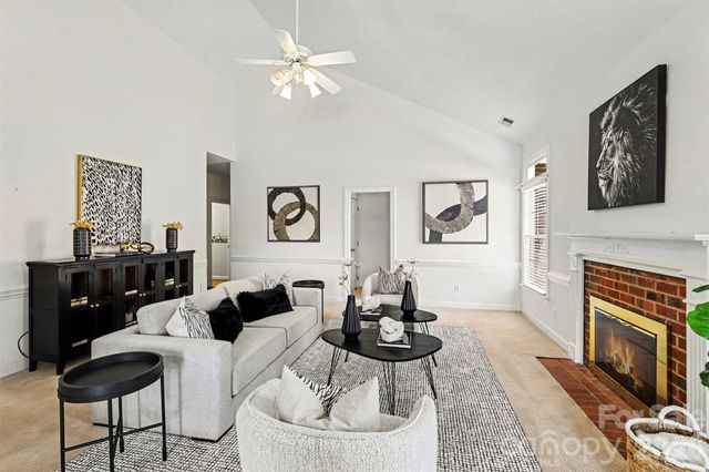 4726 Shannamara Drive, Matthews, NC 28104