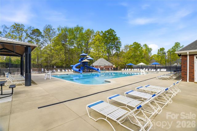 4726 Shannamara Drive, Matthews, NC 28104