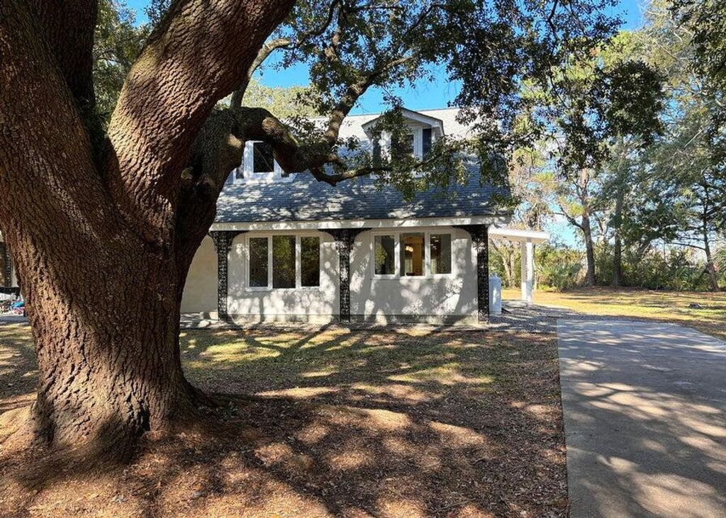 1520 Lorenzo Street A, Mount Pleasant, SC 29464