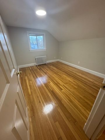 15 Englewood, Chelsea, MA 02150