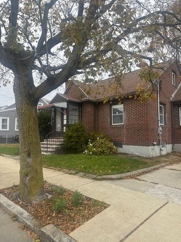 15 Englewood, Chelsea, MA 02150