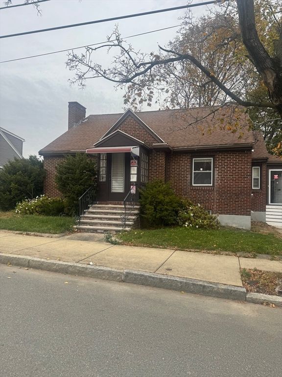 15 Englewood, Chelsea, MA 02150