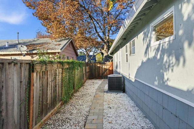 2920 Fresno Street, Santa Clara, CA 95051