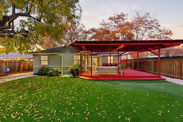 2920 Fresno Street, Santa Clara, CA 95051