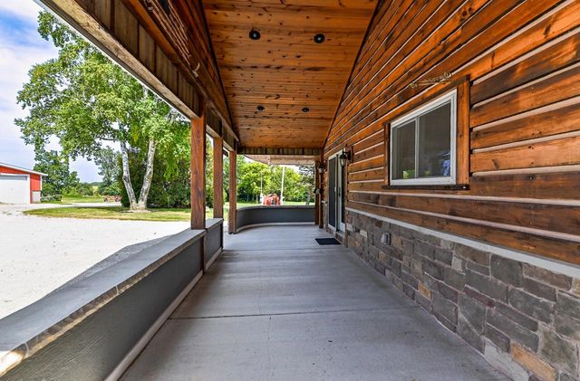 5538 Honey Creek ROAD, East Troy, WI 53120