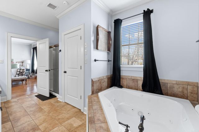 1104 E Hamilton Avenue, Wynne, AR 72396