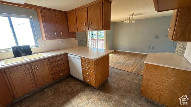 4220 S 2075 W, Roy, UT 84067