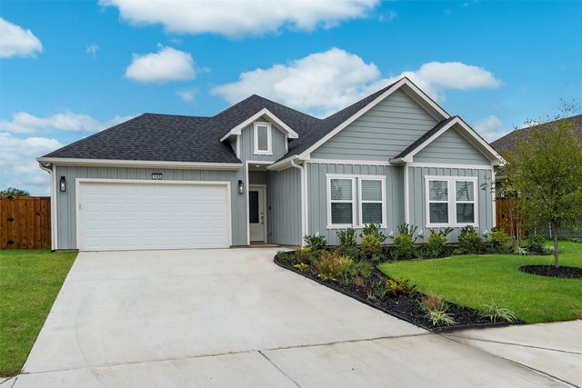 105 Wesson Street, Gun Barrel City, TX 75156