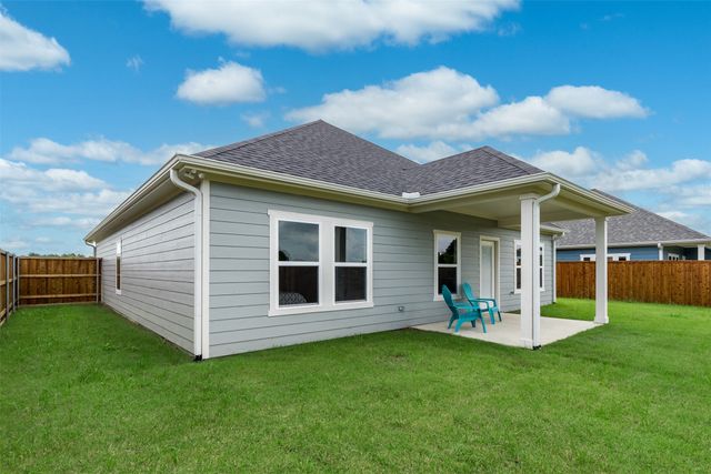105 Wesson Street, Gun Barrel City, TX 75156