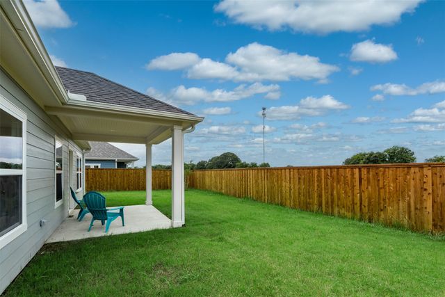 105 Wesson Street, Gun Barrel City, TX 75156