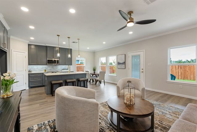 105 Wesson Street, Gun Barrel City, TX 75156