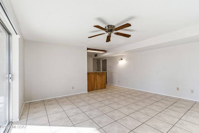 3925 N Calle Cancion, Tucson, AZ 85718