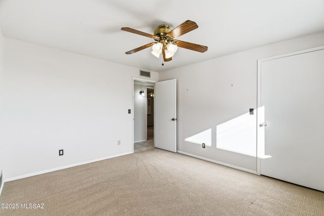 3925 N Calle Cancion, Tucson, AZ 85718