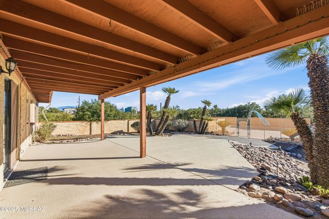 3925 N Calle Cancion, Tucson, AZ 85718