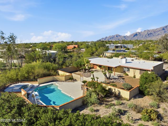 3925 N Calle Cancion, Tucson, AZ 85718